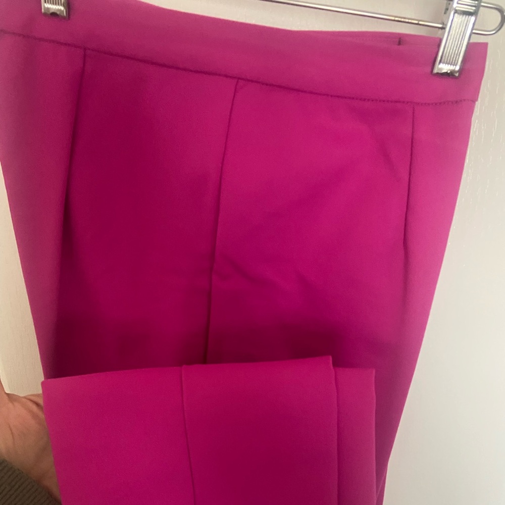 Fushia color Boston Proper capris